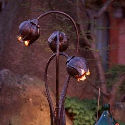 Robers Leuchten Gartenleuchte in Blütenform aus Schmiedeeisen 3 flammig