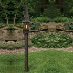 Robers Leuchten Robers Wegeleuchte mit spitzem Dach, handgeschmiedet